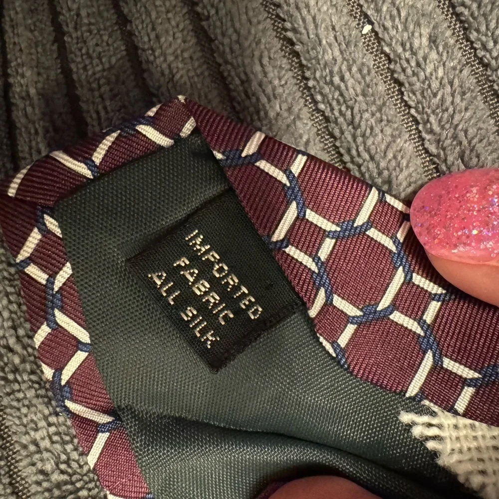 Classic Men's Burgundy Geometric Tie, 100% Silk